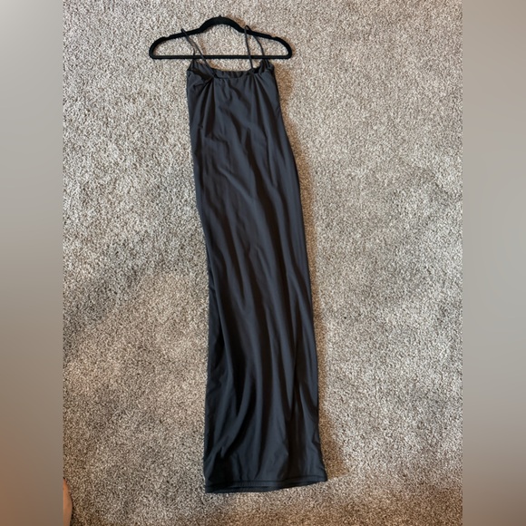 SKIMS Fits Everybody Long Slip Dress Medium - Picture 2 of 3